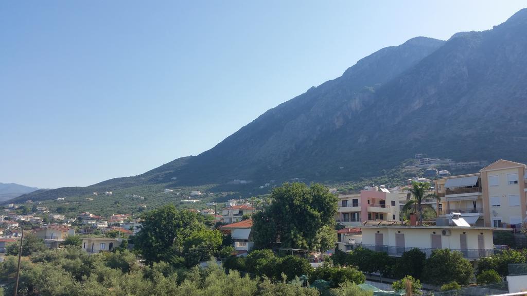Appartamento Studio Holiday Kalamata Esterno foto