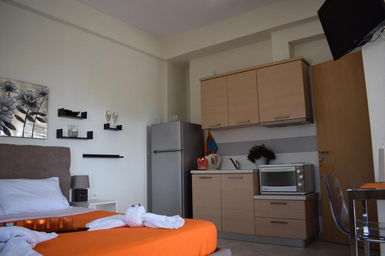 Appartamento Studio Holiday Kalamata Esterno foto