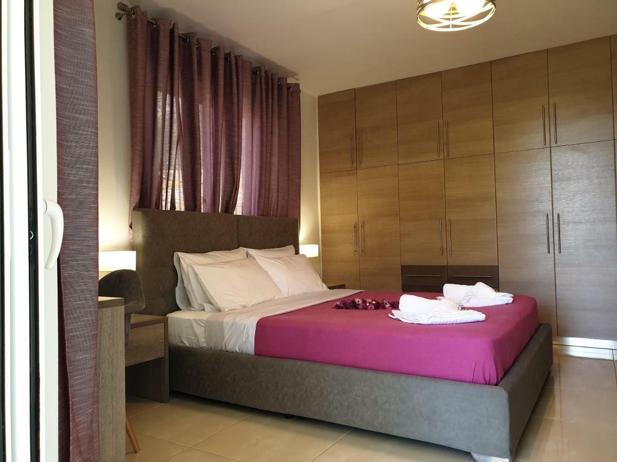 Appartamento Studio Holiday Kalamata Esterno foto