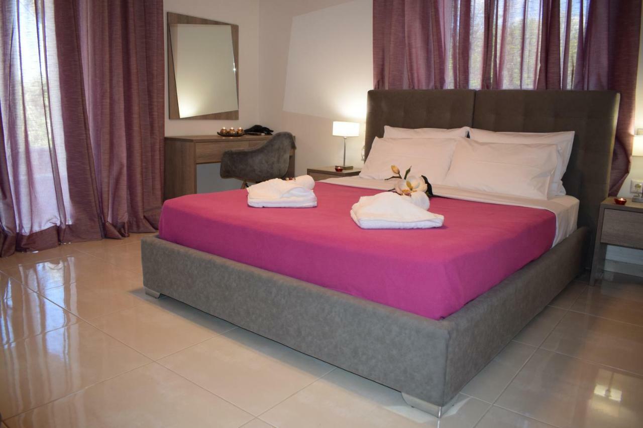 Appartamento Studio Holiday Kalamata Esterno foto